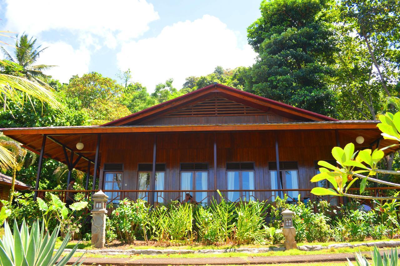 Kungkungan Bay Resort Bitung Exterior foto