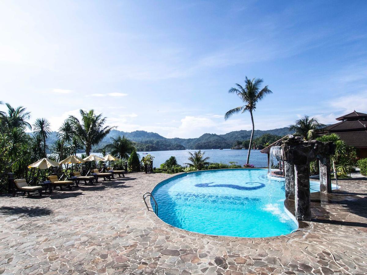 Kungkungan Bay Resort Bitung Exterior foto